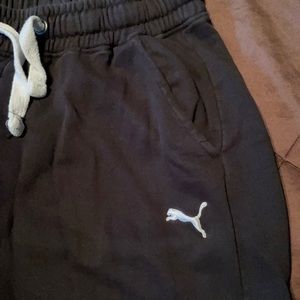 Men’s puma jogger sweatpants